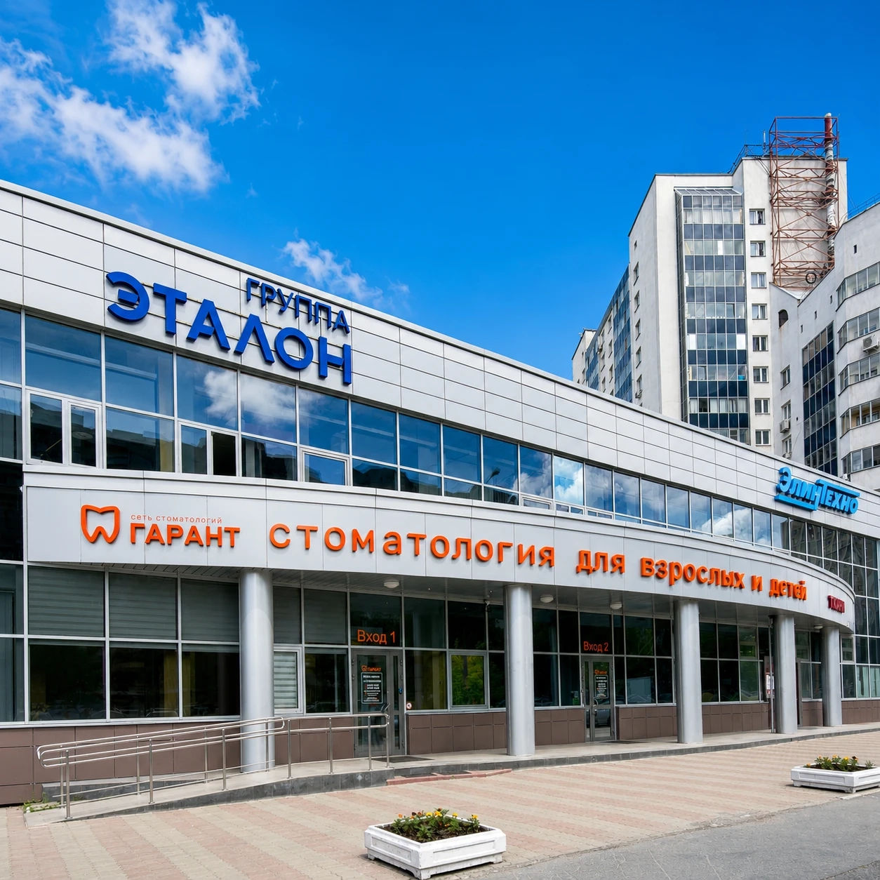 ул. Красных Командиров, 23